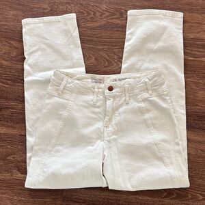 Anthropologie Pilcro Barrel Jeans in Cream, Size 26